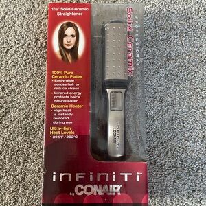 Conair Infiniti Professional Hair Straightener -  never used